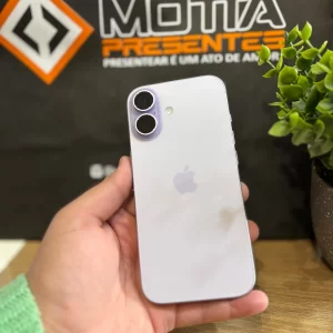 iPhone 17 256GB lilás Apple com design moderno e acabamento premium