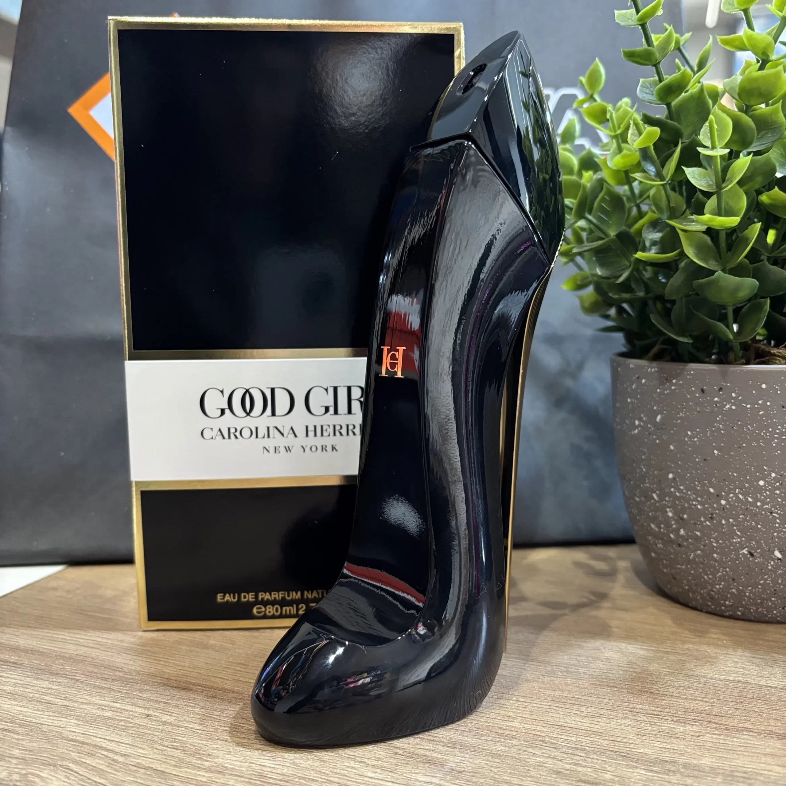 Perfume Good Girl 80ml Carolina Herrera feminino importado